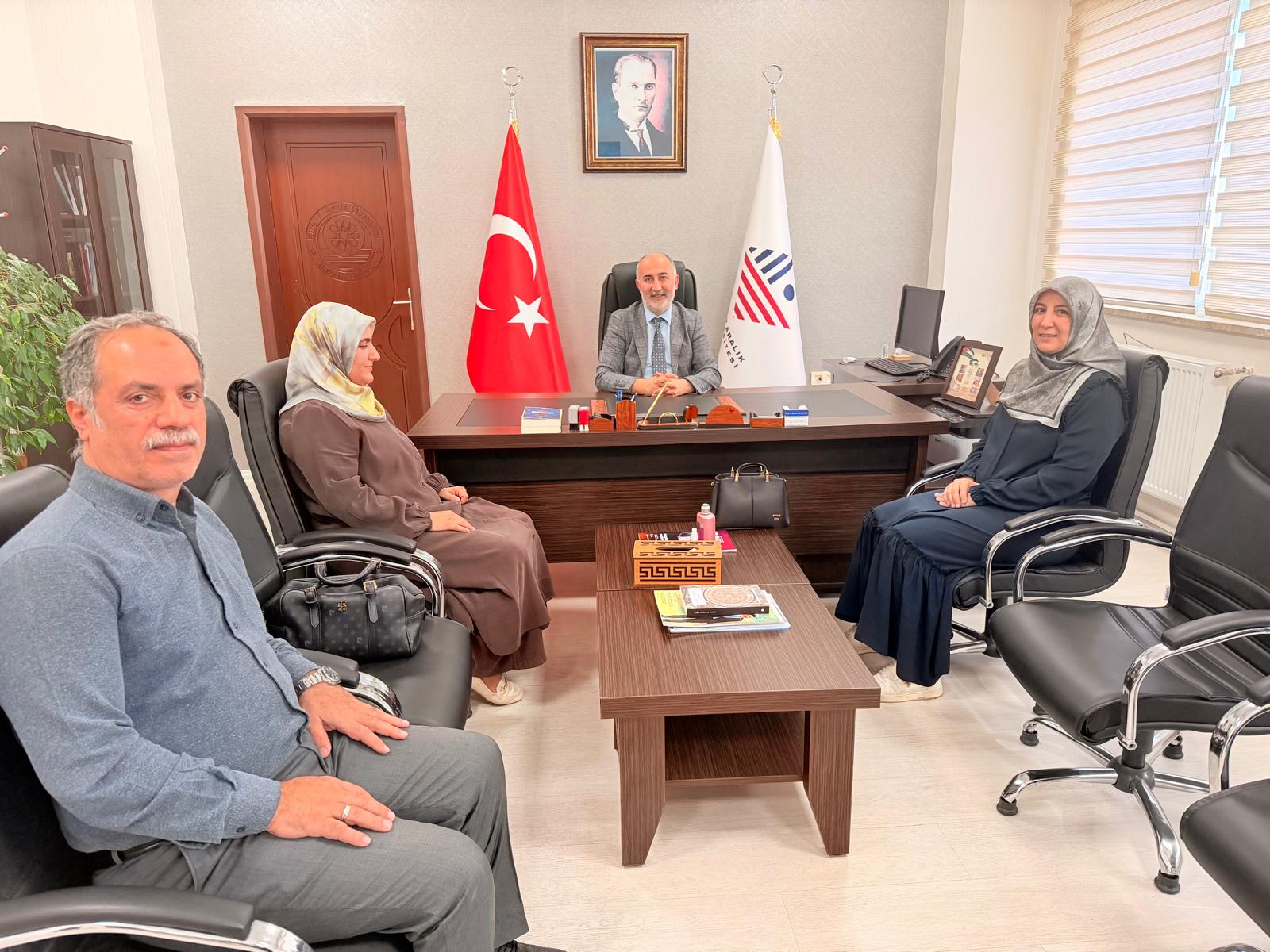 Mezun İlişkileri Üzerine Görüş Alışverişinde Bulunuldu